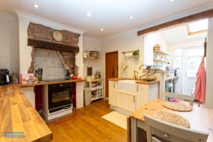 Kitchen- click for photo gallery